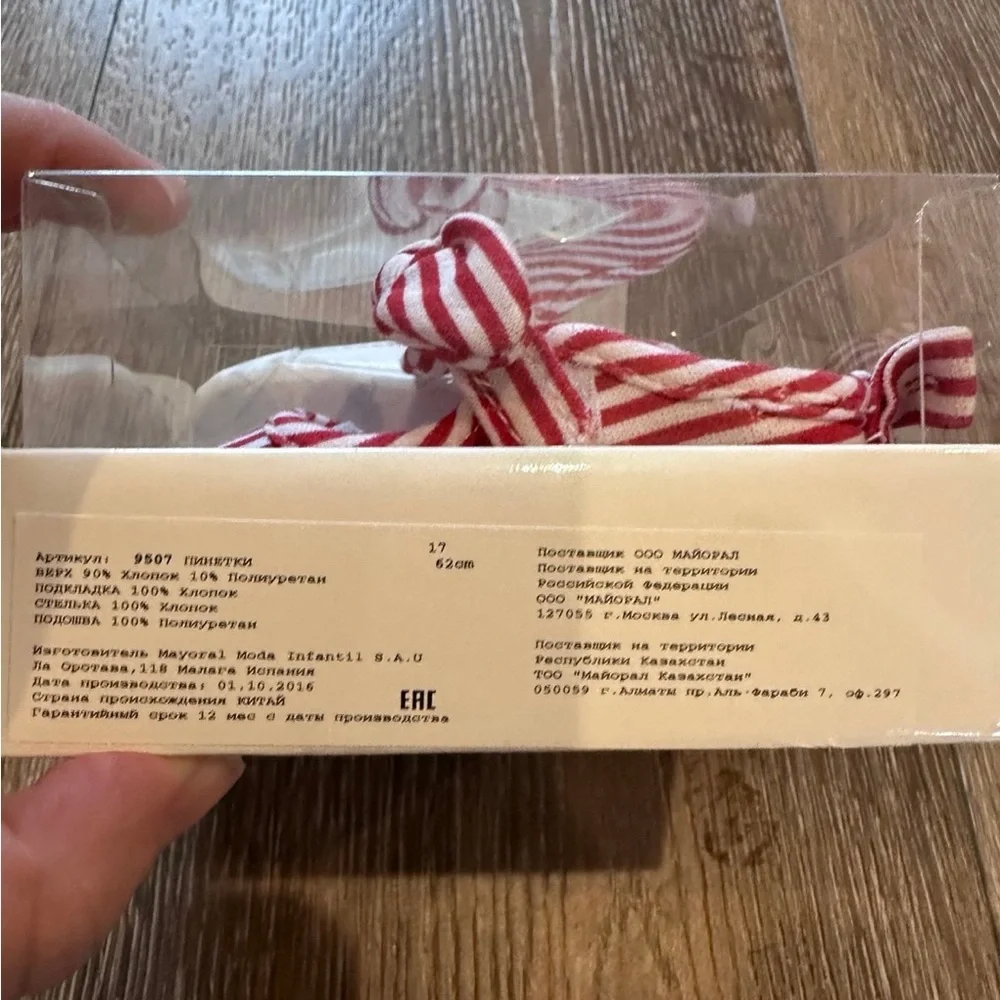 New in box‎ mayoral red white stripe newborn crib shoes 4th July
